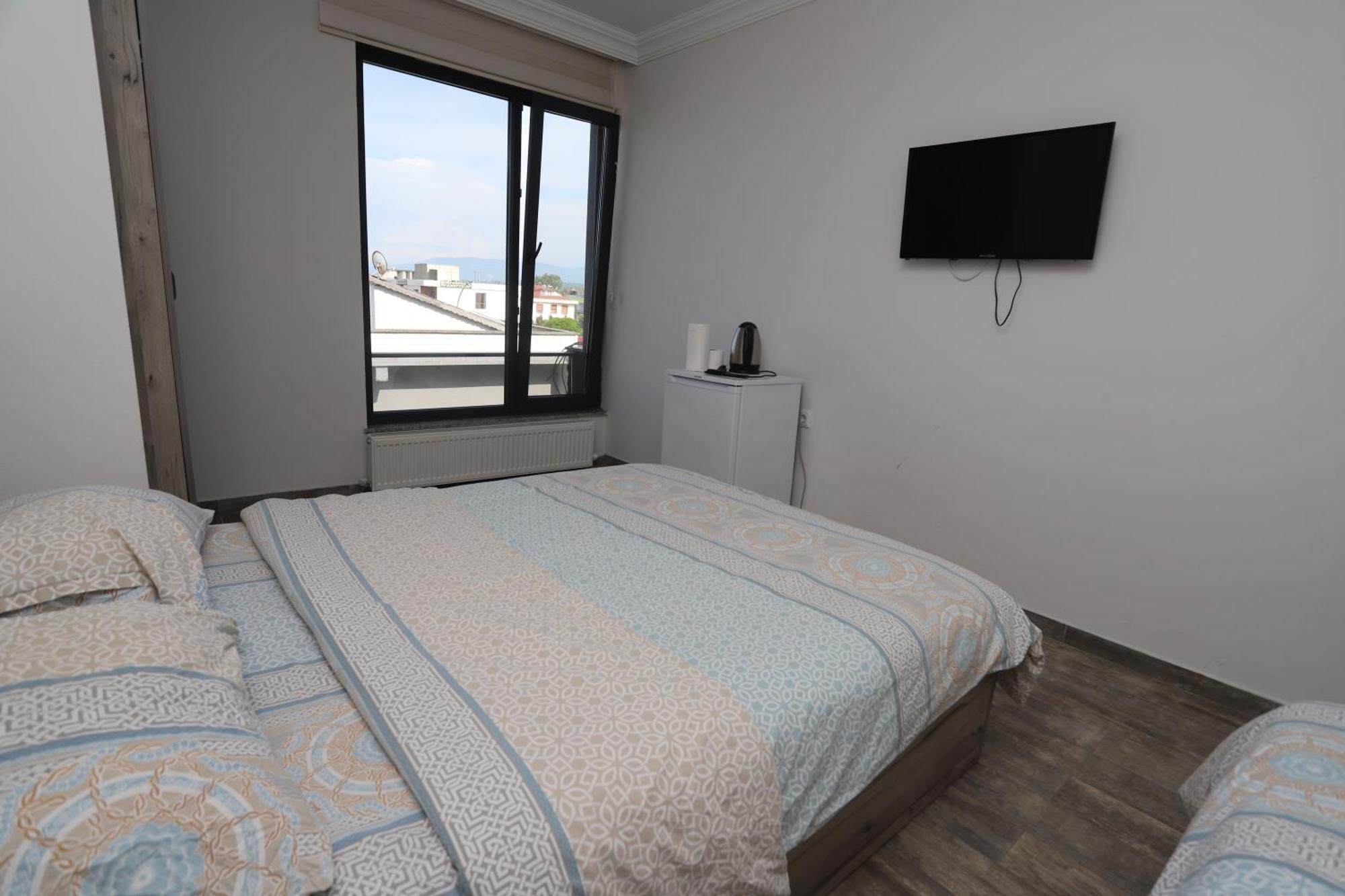 Rueya Pansiyon Apart Otel Yukarı Yukarı Kocaali エクステリア 写真