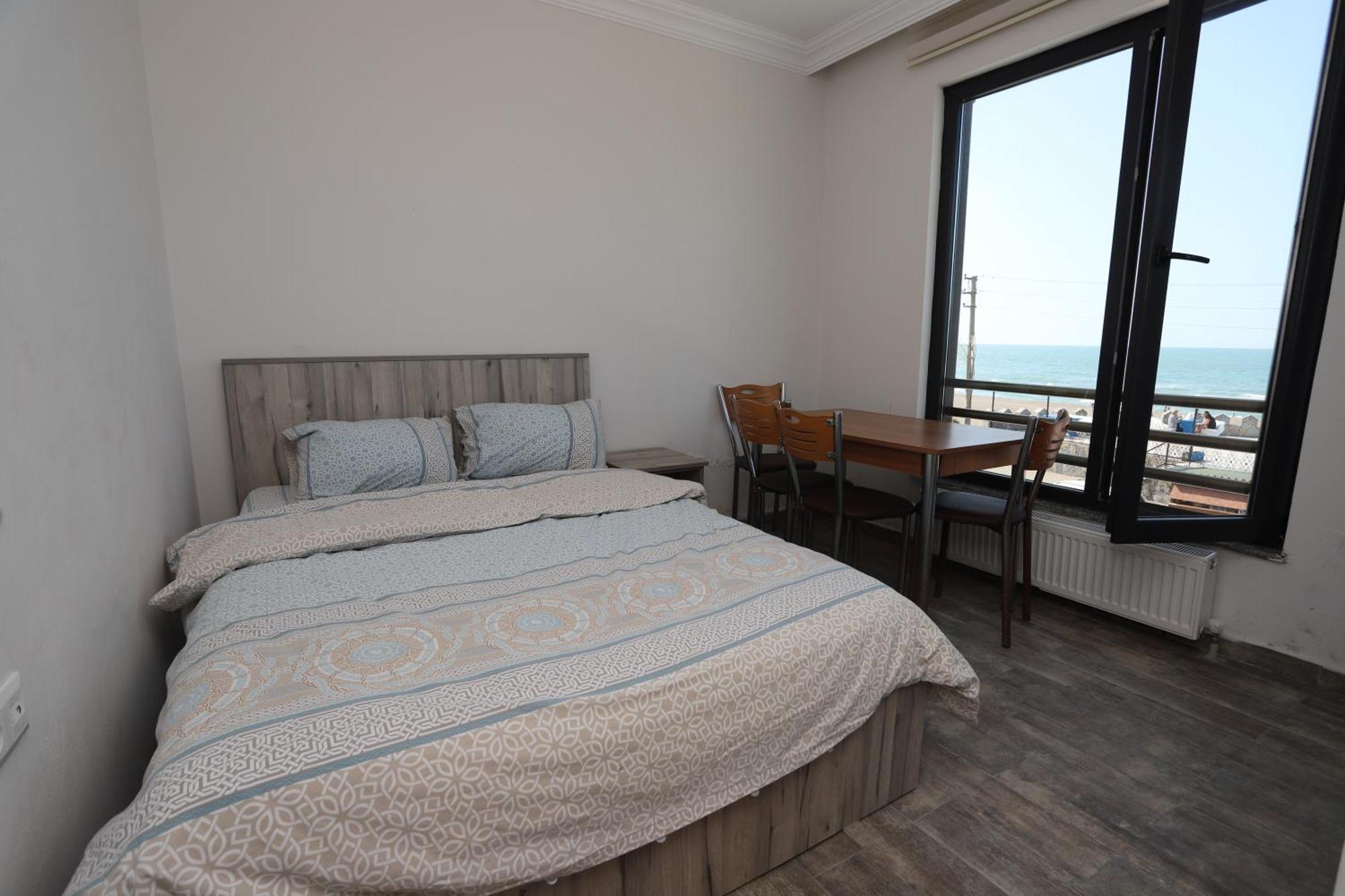 Rueya Pansiyon Apart Otel Yukarı Yukarı Kocaali エクステリア 写真